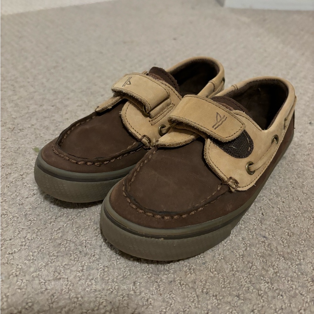 Sperry kids boat shoes size 11